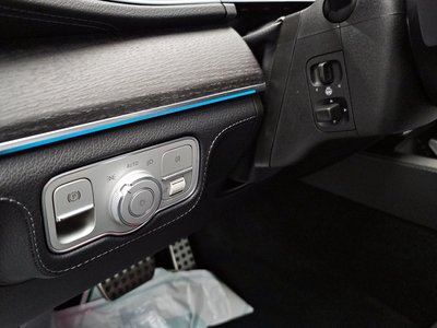 2025 Mercedes-BENZ GLS 缩略图 28