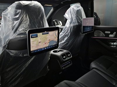2025 Mercedes-BENZ GLS 缩略图 16