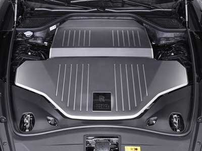 ROLLS-ROYCE SPECTRE - 9