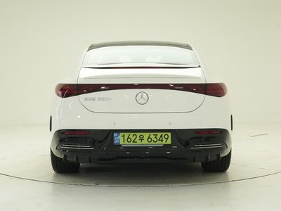 MERCEDES-BENZ EQE - 3