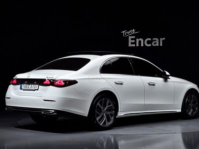 2024 Mercedes-BENZ E-CLASS 照片 3