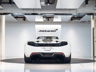 MCLAREN MP4-12C - 5