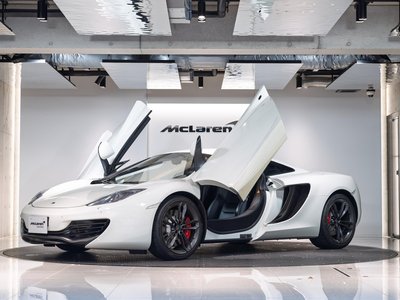 MCLAREN MP4-12C - 2