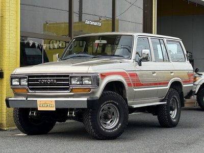 TOYOTA LAND CRUISER 60 - 1