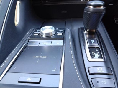 2018 Lexus LC — миниатюра 10