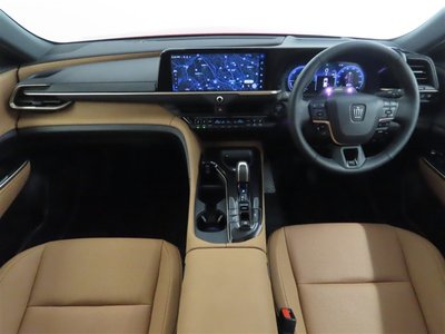 2023 Toyota CROWN SPORT photo 3
