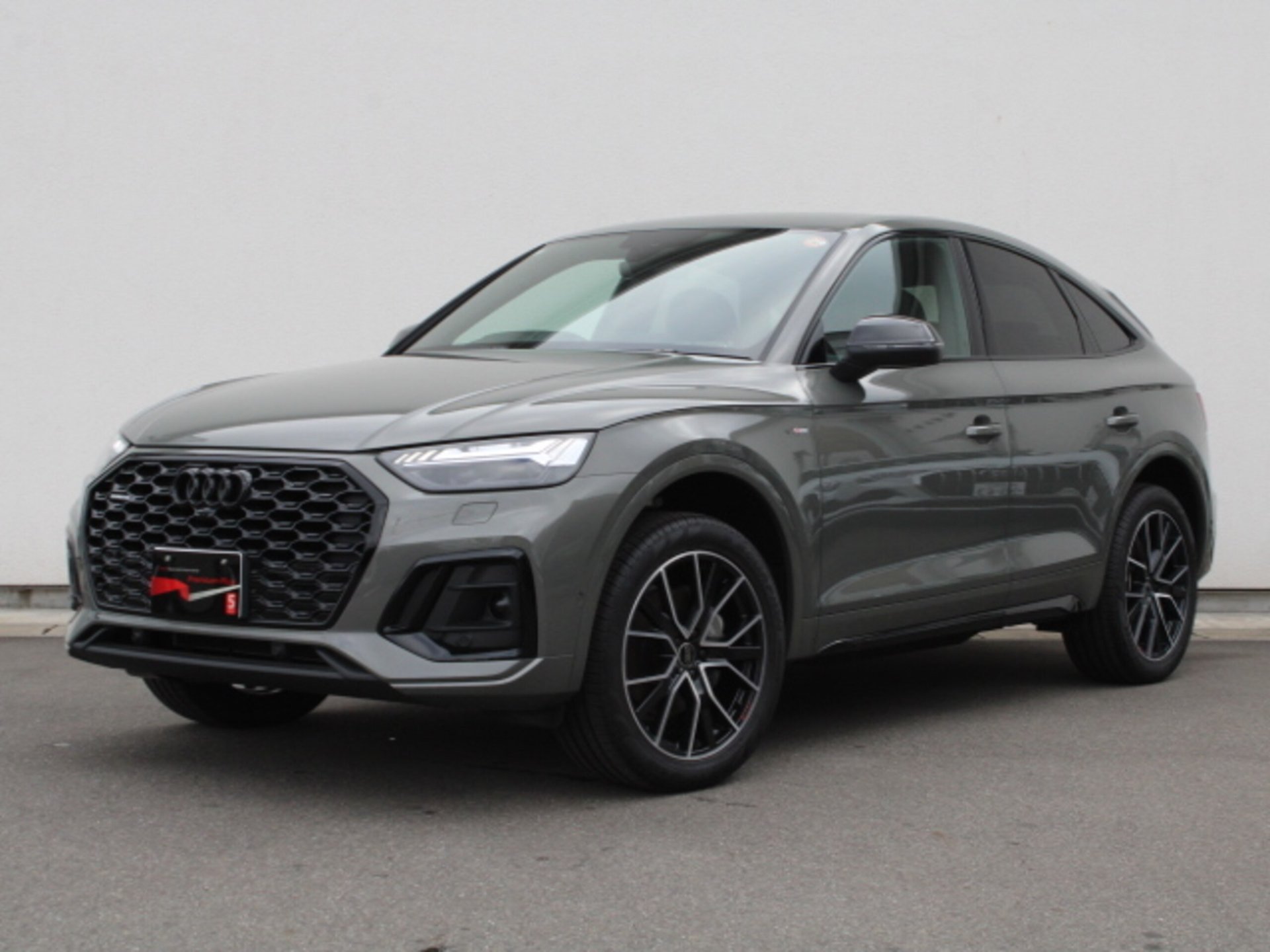 AUDI Q5 SPORTBACK - View 1