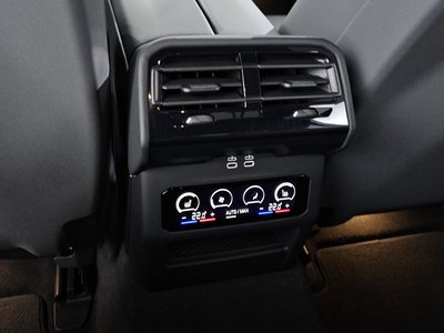 صورة مصغرة 31 لـ 2024 BMW 5 SERIES