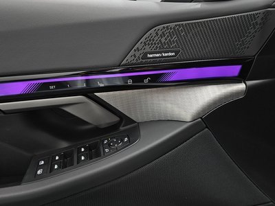 صورة مصغرة 20 لـ 2024 BMW 5 SERIES