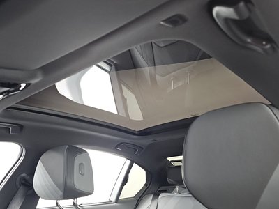 صورة مصغرة 32 لـ 2024 BMW 5 SERIES