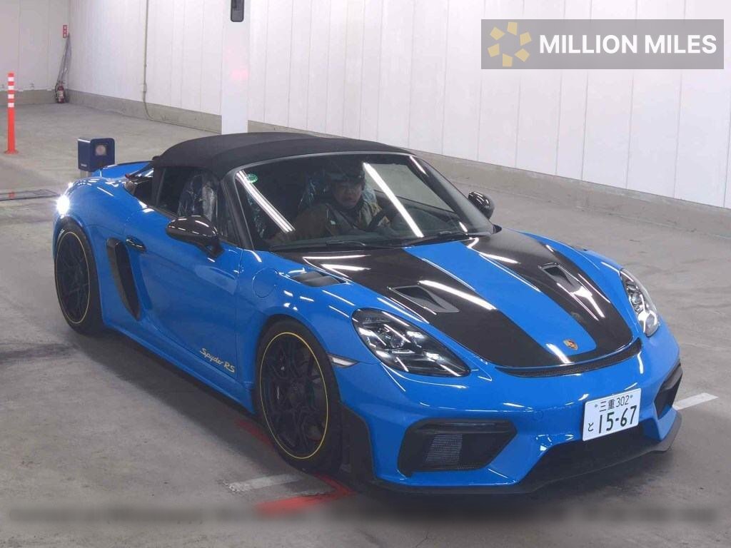 PORSCHE 718 SPYDER - View 1