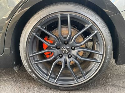 2023 Lexus IS — миниатюра 13