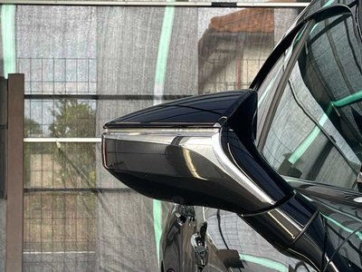 2023 Lexus IS — миниатюра 7