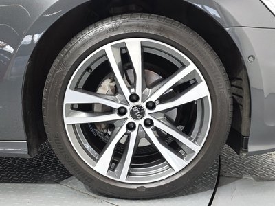 AUDI A6 - 8