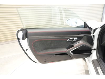2022 Porsche 718 缩略图 15