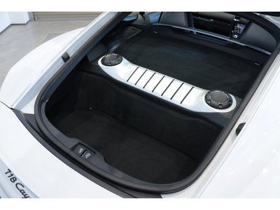 2022 Porsche 718 缩略图 18