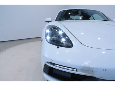 2022 Porsche 718 缩略图 33