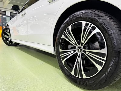 صورة 4 لـ 2025 Mercedes-BENZ E-CLASS