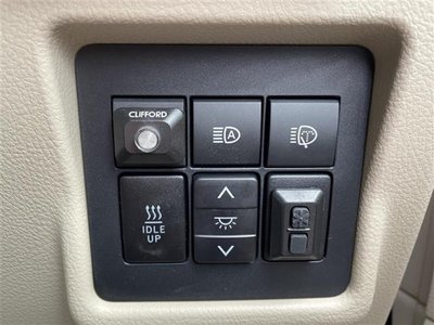 TOYOTA LAND CRUISER PRADO - 9