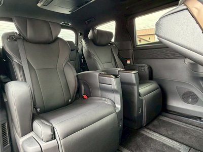 صورة 9 لـ 2023 Toyota ALPHARD
