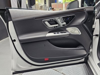 2023 Mercedes-BENZ EQE — миниатюра 14