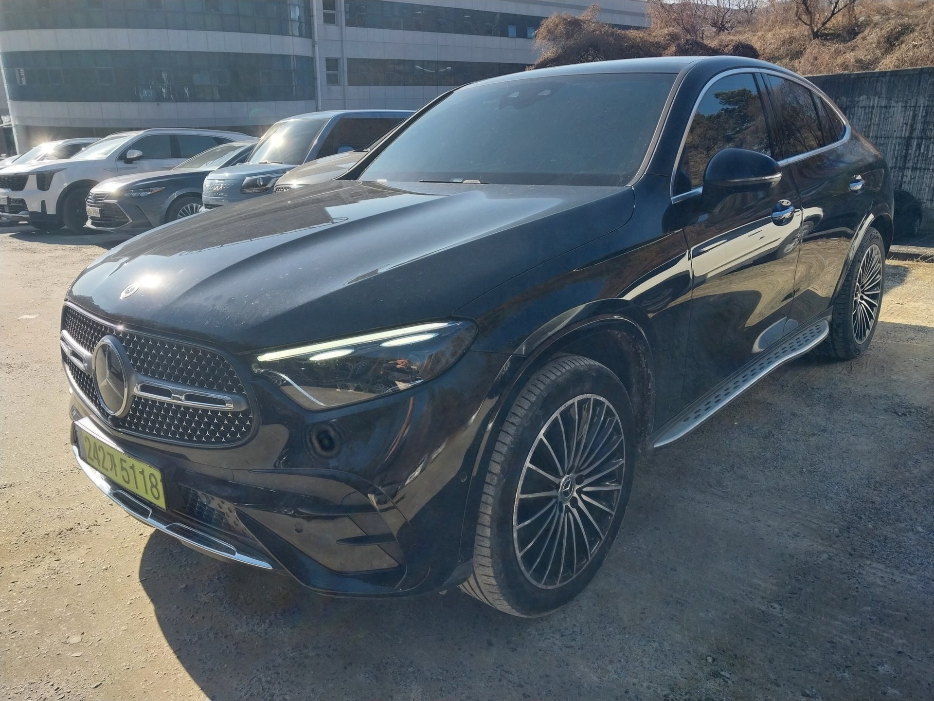 MERCEDES-BENZ GLC - View 1