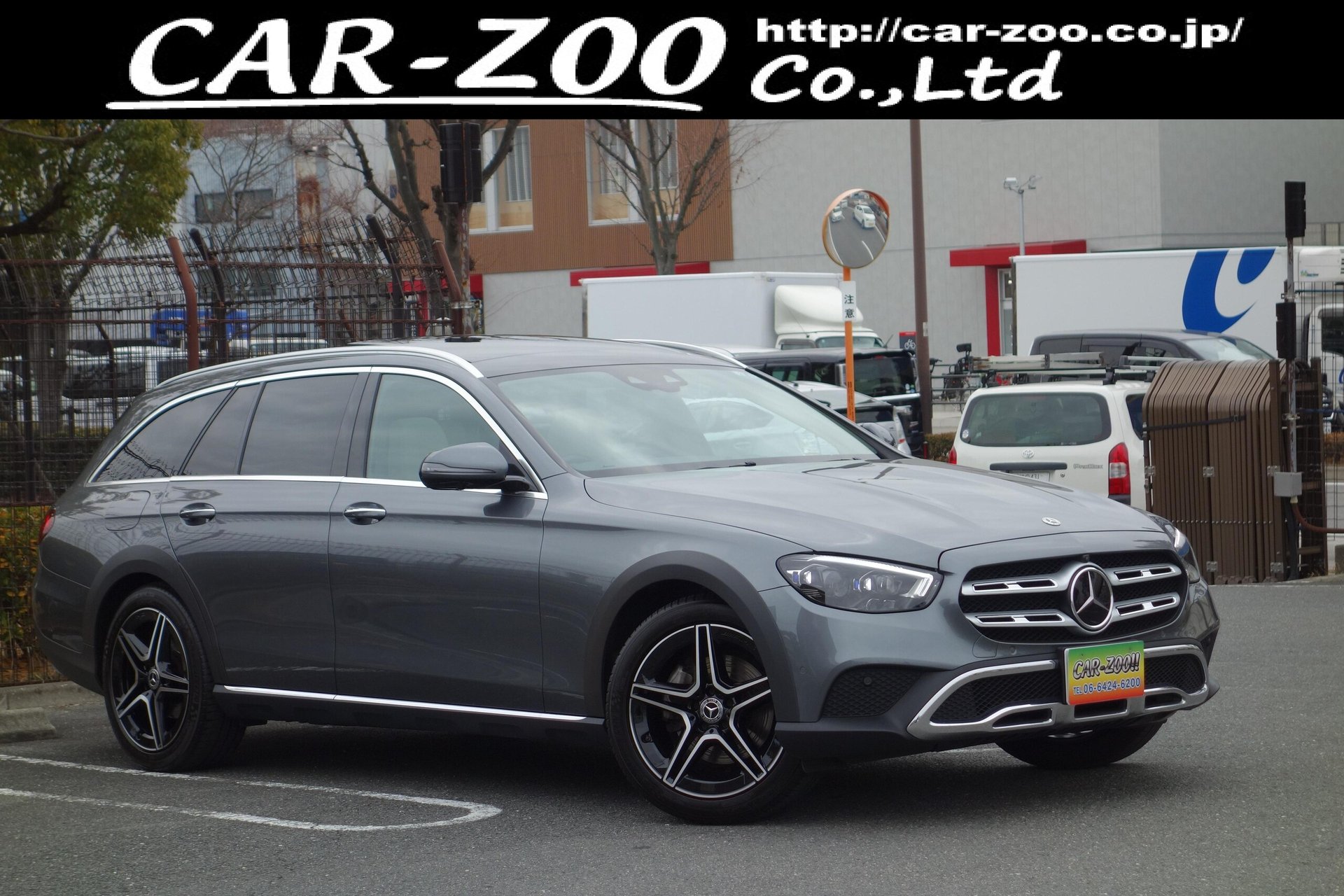 MERCEDES-BENZ E-CLASS ALL-TERRAIN - View 1
