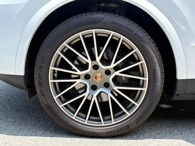 صورة مصغرة 47 لـ 2022 Porsche CAYENNE