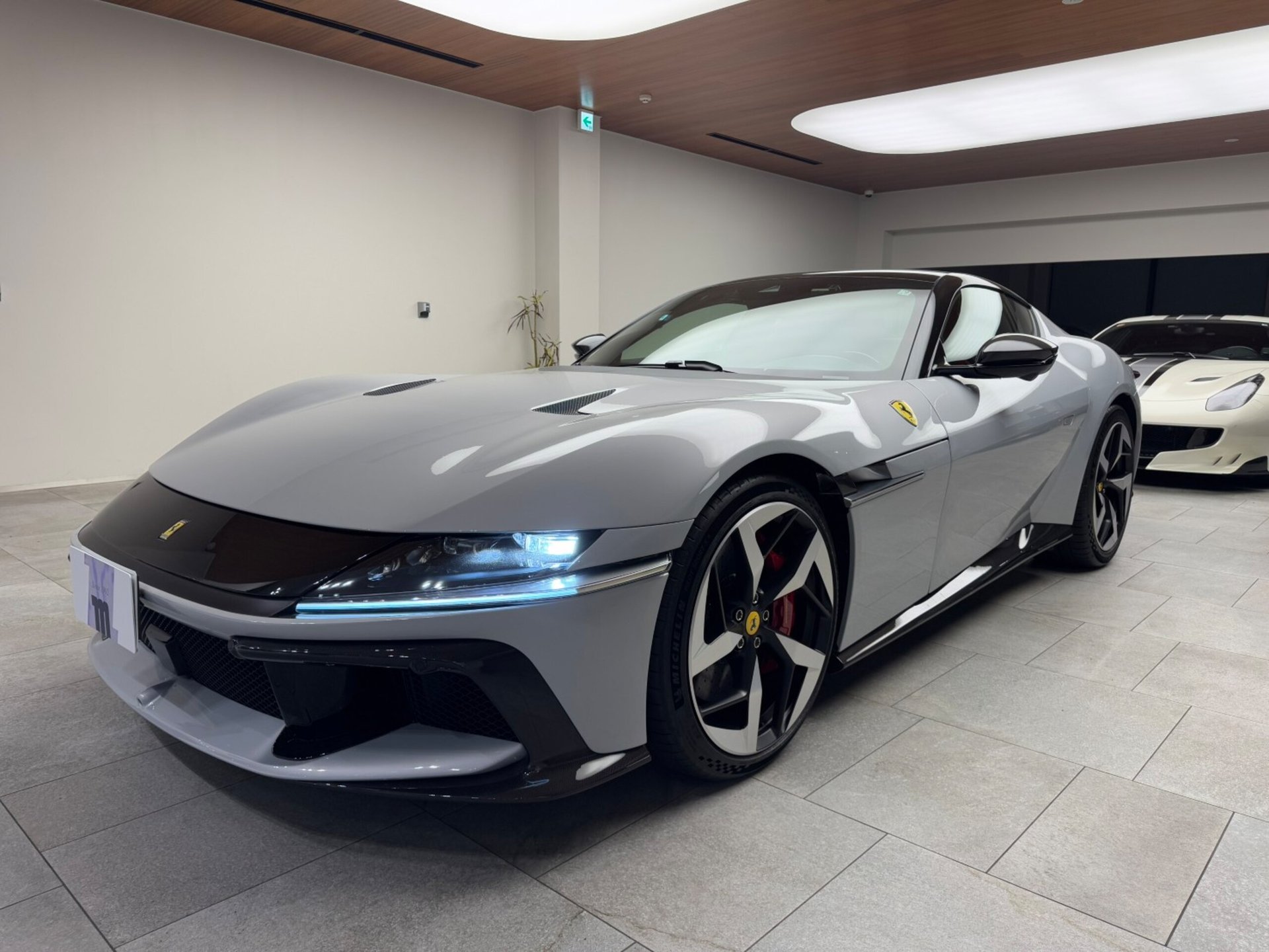 FERRARI 12 CILINDRI - View 1