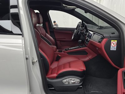 2024 Porsche MACAN 缩略图 16