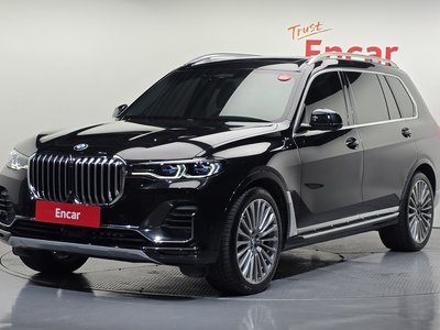 2021 BMW X7 — фото 1