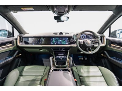 PORSCHE CAYENNE - 7