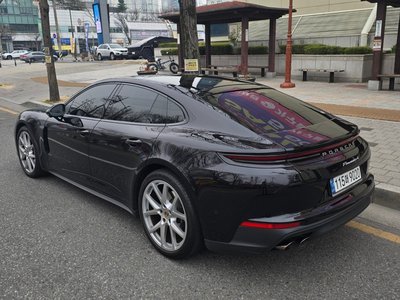 PORSCHE PANAMERA - 2