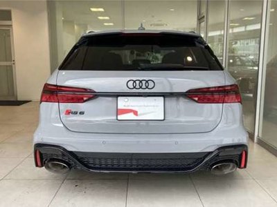 2025 AUDI RS6 AVANT 照片 4