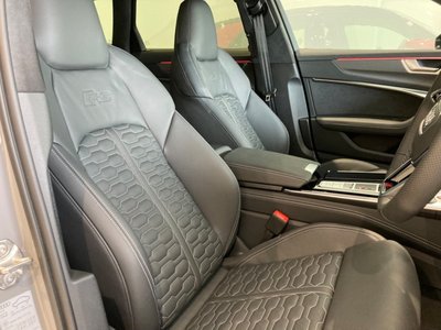 صورة مصغرة 19 لـ 2025 AUDI RS6 AVANT