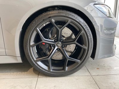 2025 AUDI RS6 AVANT 照片 9