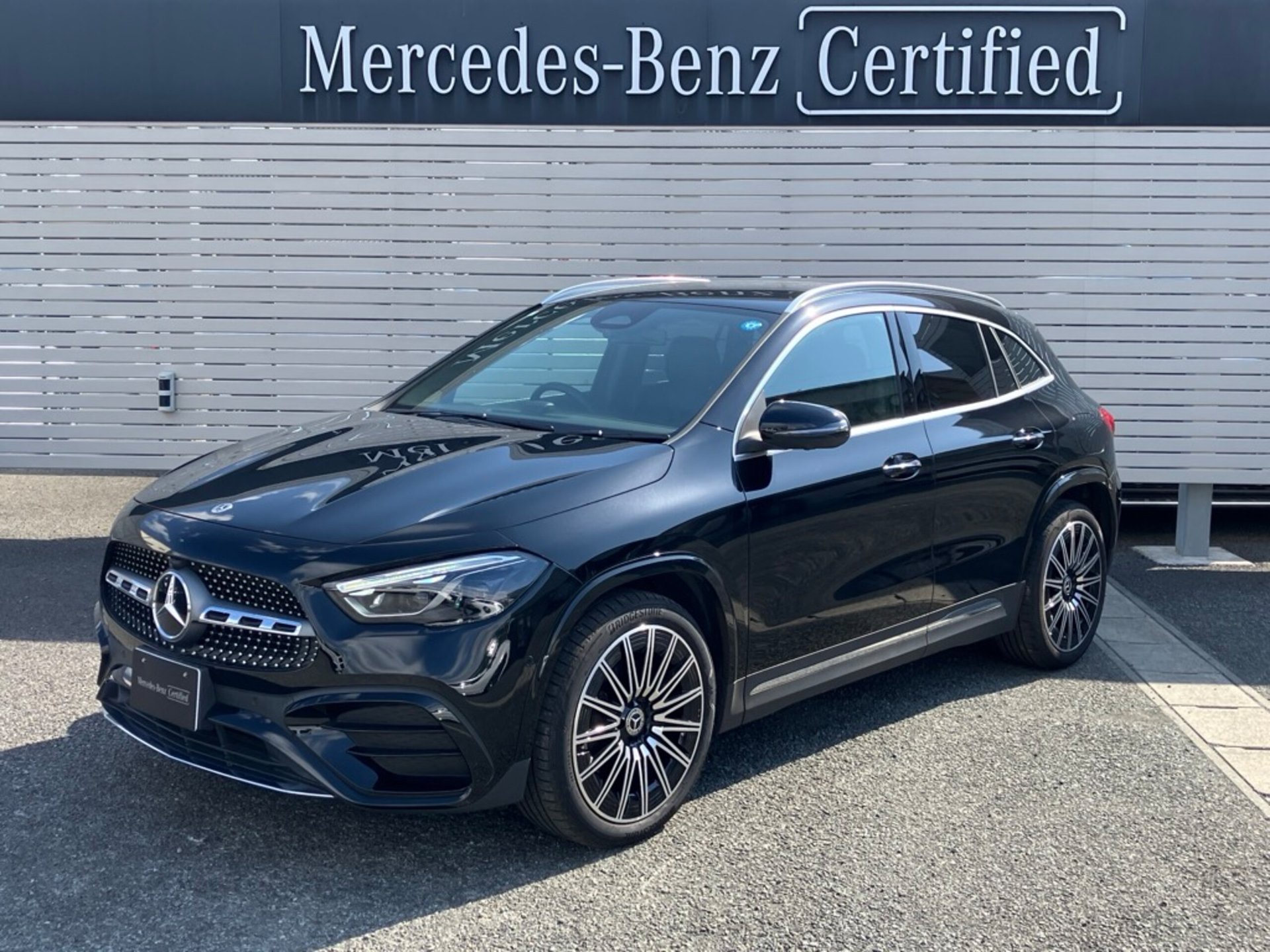 MERCEDES-BENZ GLA - View 1