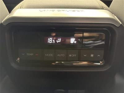 2024 Toyota LAND CRUISER 250 — миниатюра 15