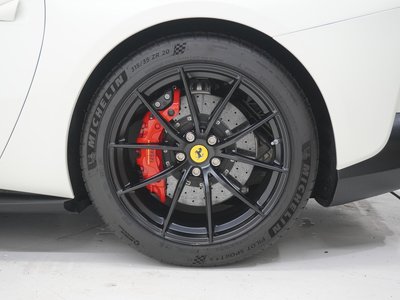 FERRARI 812 SUPERFAST - 10