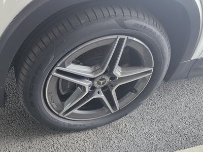 MERCEDES-BENZ GLB - 2