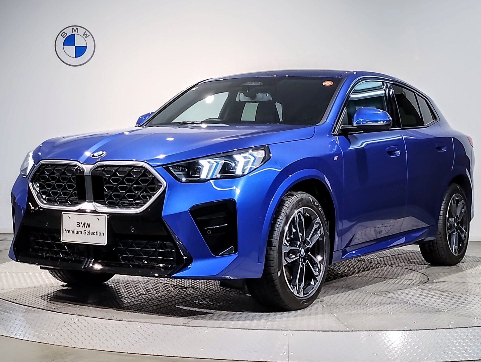 BMW X2 - View 1