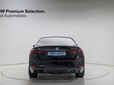 صورة 3 لـ 2026 BMW I4