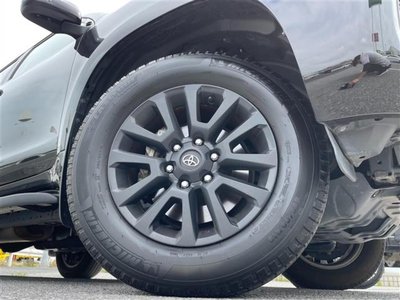 TOYOTA LAND CRUISER - 4