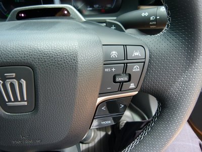 صورة مصغرة 27 لـ 2025 Toyota CROWN CROSSOVER