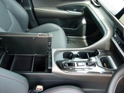 صورة مصغرة 64 لـ 2025 Toyota CROWN CROSSOVER