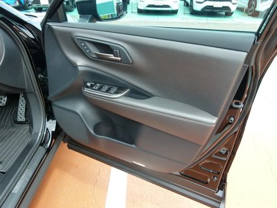 صورة مصغرة 74 لـ 2025 Toyota CROWN CROSSOVER