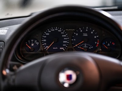 BMW ALPINA B3 TOURING - 9