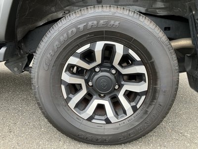 صورة مصغرة 49 لـ 2025 Toyota LAND CRUISER 70