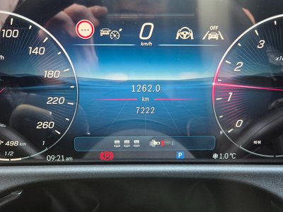 MERCEDES-BENZ E-CLASS - 8