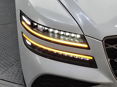 GENESIS G80 (RG3) - 9